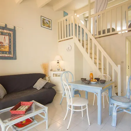 Les Cristallines-2 By Interhome