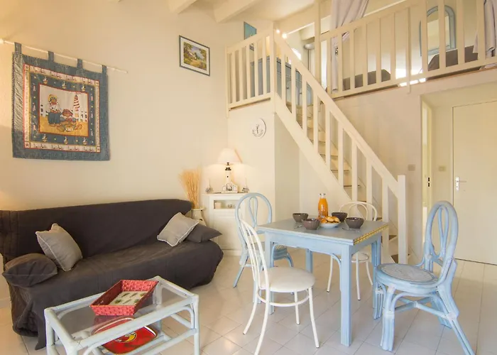 Les Cristallines-2 By Interhome