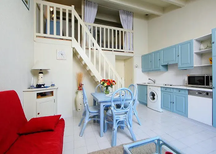 Будинок відпочинку Les Cristallines-2 By Interhome